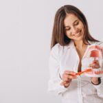 La importancia de la atención bucodental: cómo una clínica dental puede mejorar tu salud integral